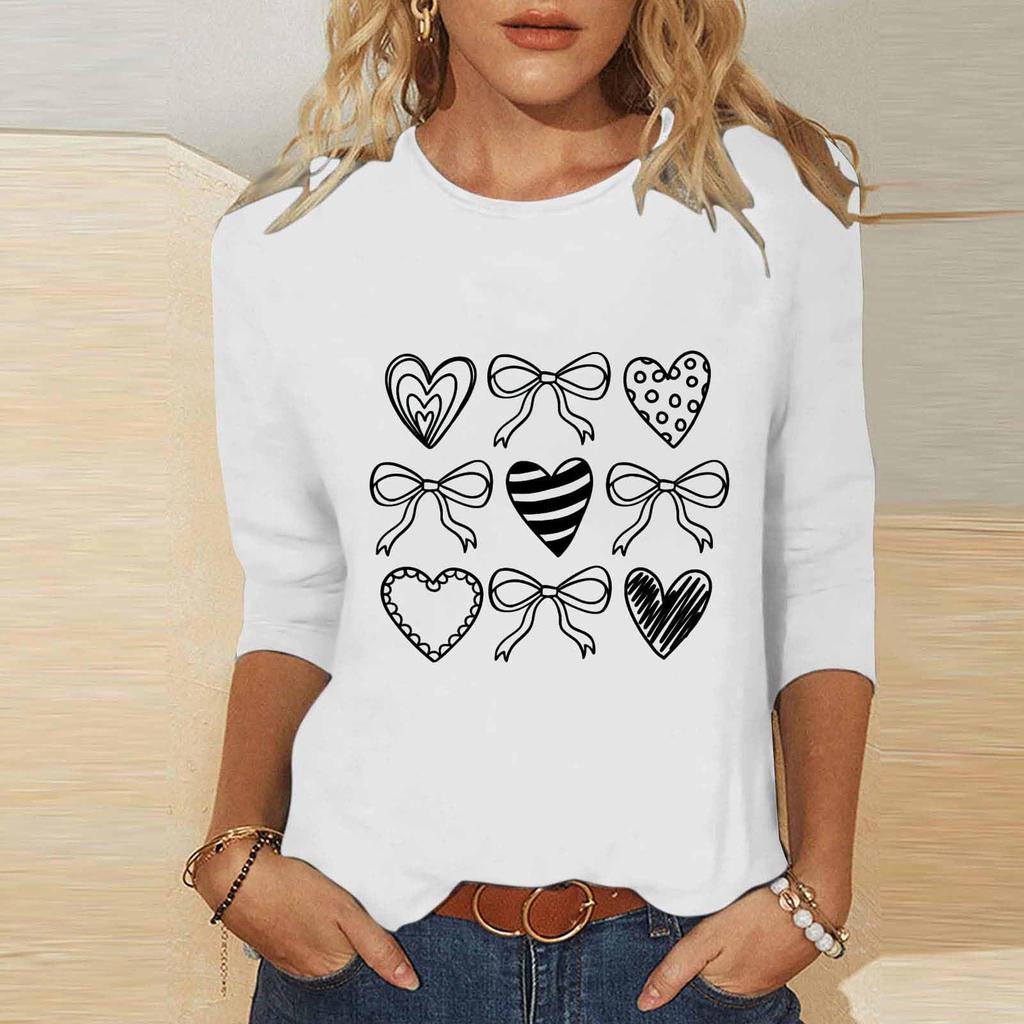 Women's Fashion Casual Three-quarter Sleeve Valentine's Day Printed Round Neck Top