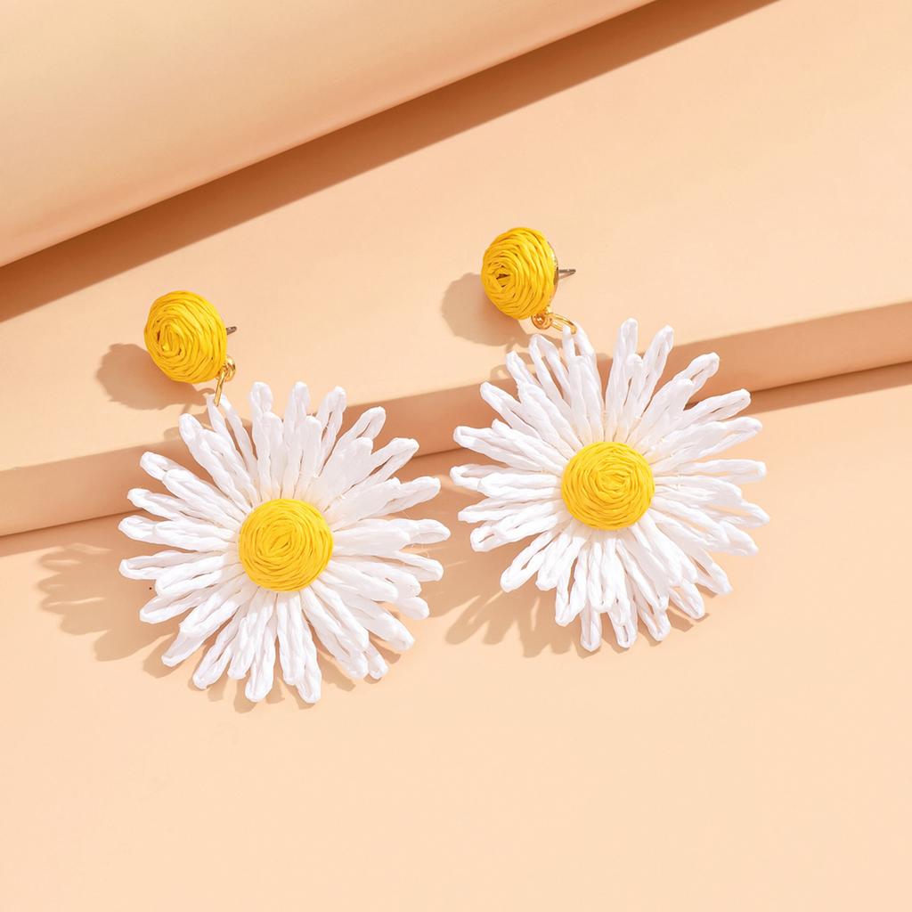 1Pair Colorful Sun Flower Earrings For Women Girl Handmade Bohemian Rattan Knit Earrings Summer Party Jewelry Gifts