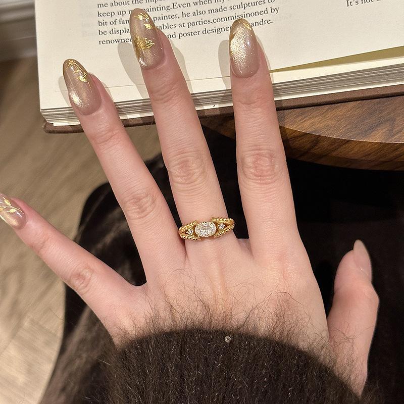 Light Luxury Exquisite Pigeon Egg Ring