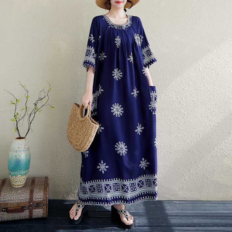 Women's Loose Patterned Slimming Dress