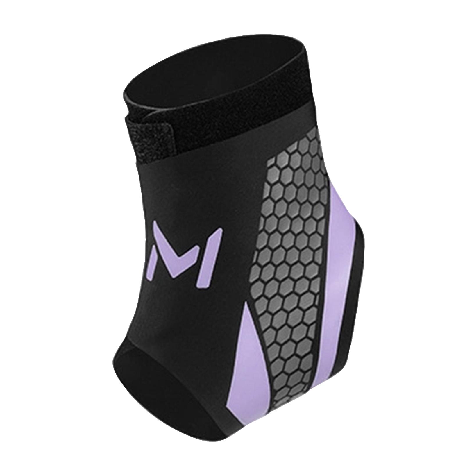 

Ankle Support Brace with Adjustable Strap for Compression and Stabilization Suitable for Sports and Daily Use Lightweight Durable Design One Size