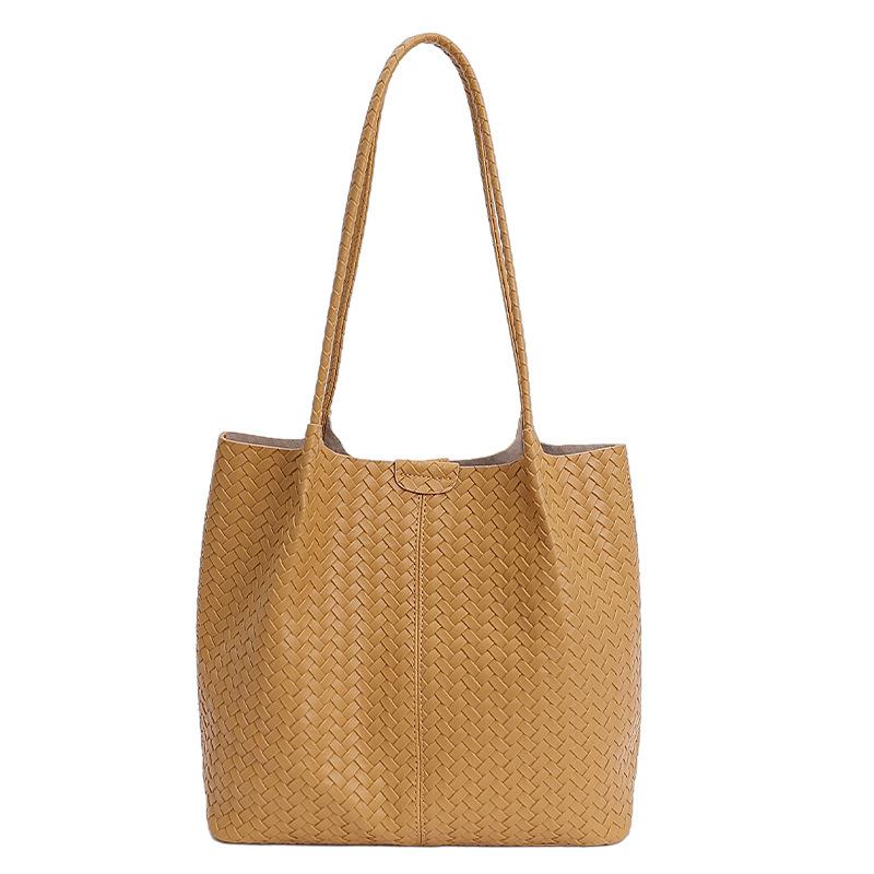 Woven Pattern Large Capacity Shoulder Tote Bag Women's New Fashion Soft Leather Retro Commuter Armpit Bag