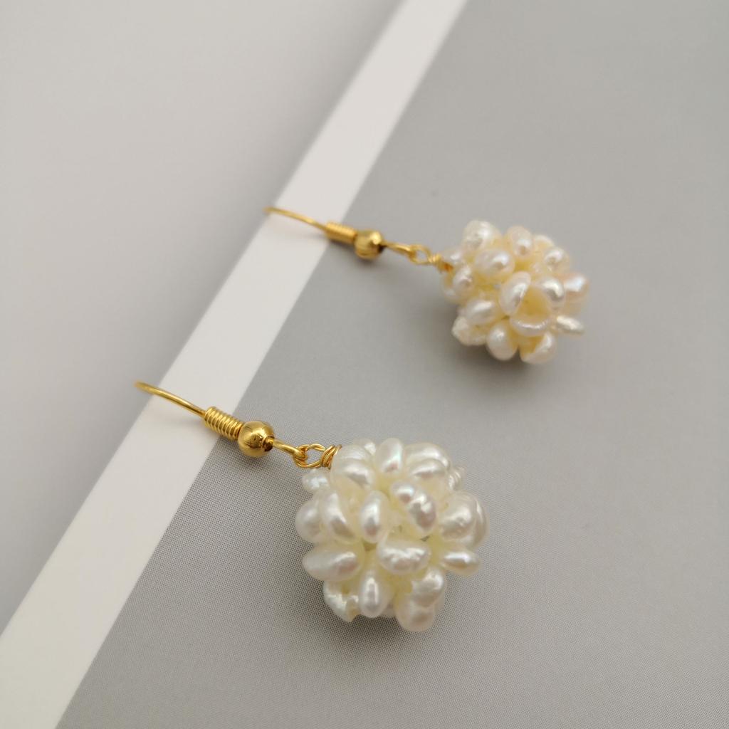 South Korea's new freshwater pearl women's earrings, retro magazine natural millet ball beads temperament round earrings women