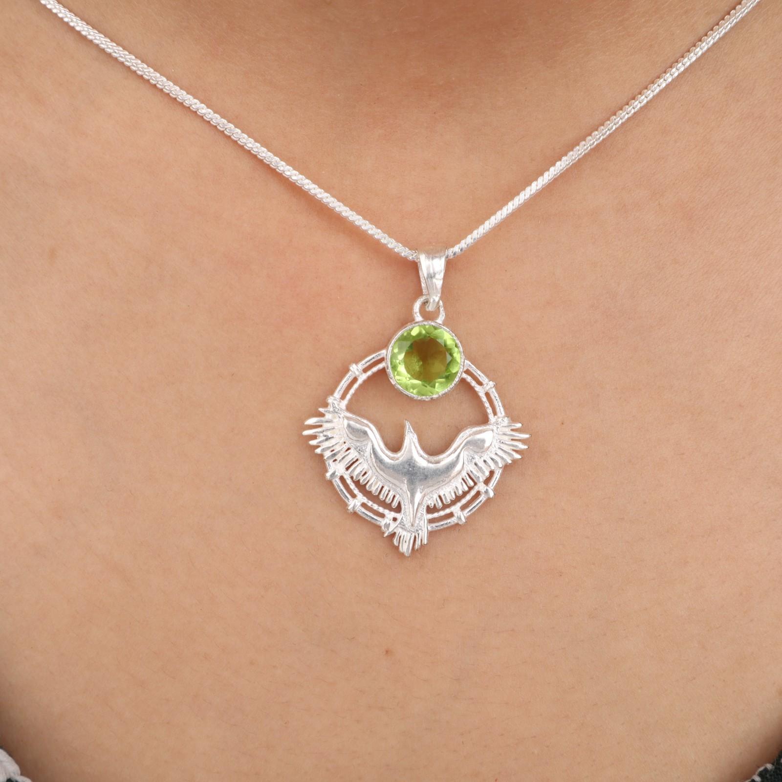 

Перидот Драгоценный камень 925 Стерлинговое серебро Ювелирная подвеска 1,43 для подарка на годовщину CP-38-13