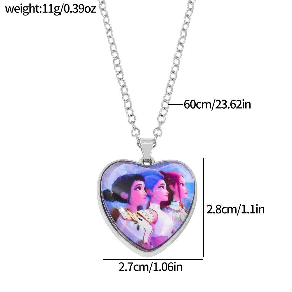 Hunter Girls Theme Heart-Shaped Pendant Necklace with Glass Cover—Exquisite Gift Jewelry