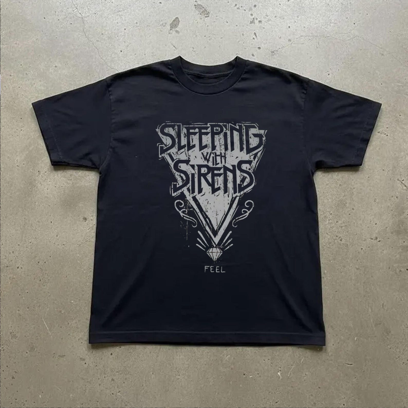 Sleeping With Sirens Band T-Shirt, 90s Alt Rock Tee, Unisex Retro ConcerT-Shirt S