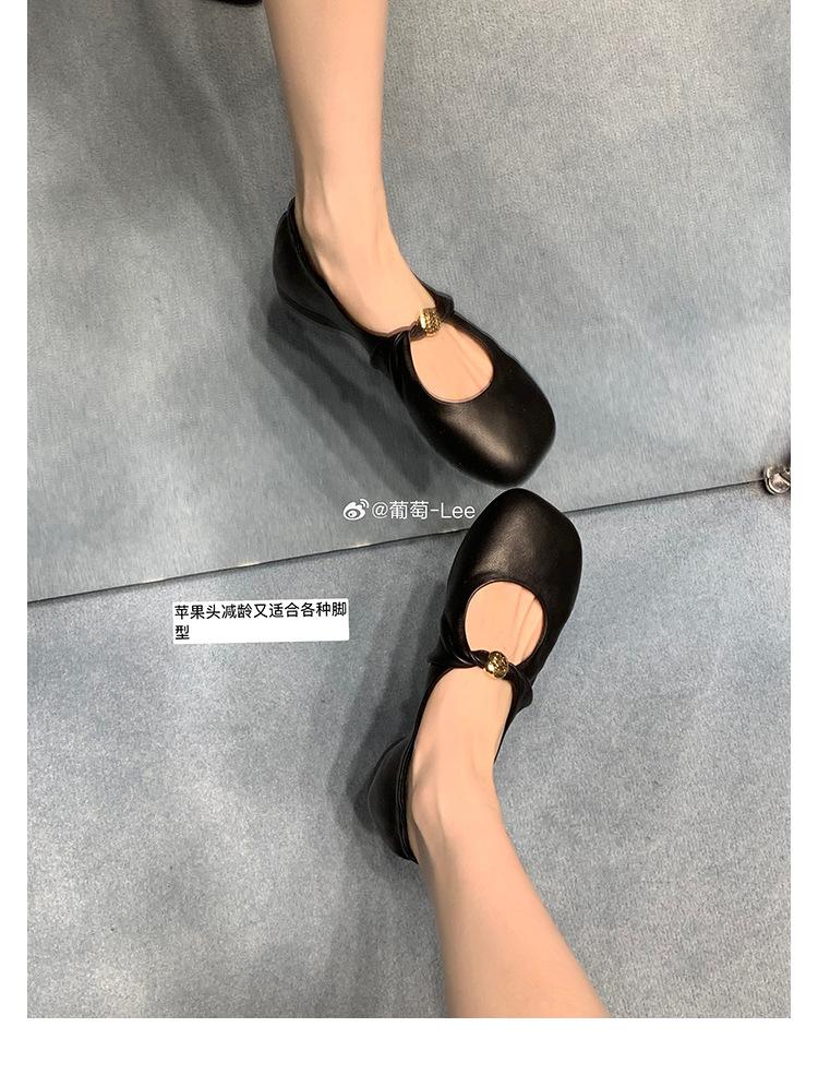 

Grape mother has the same style in stock~ Kink small gold buckle fashionable apple head soft waxy sheepskin low heel single shoes women s spring a 35