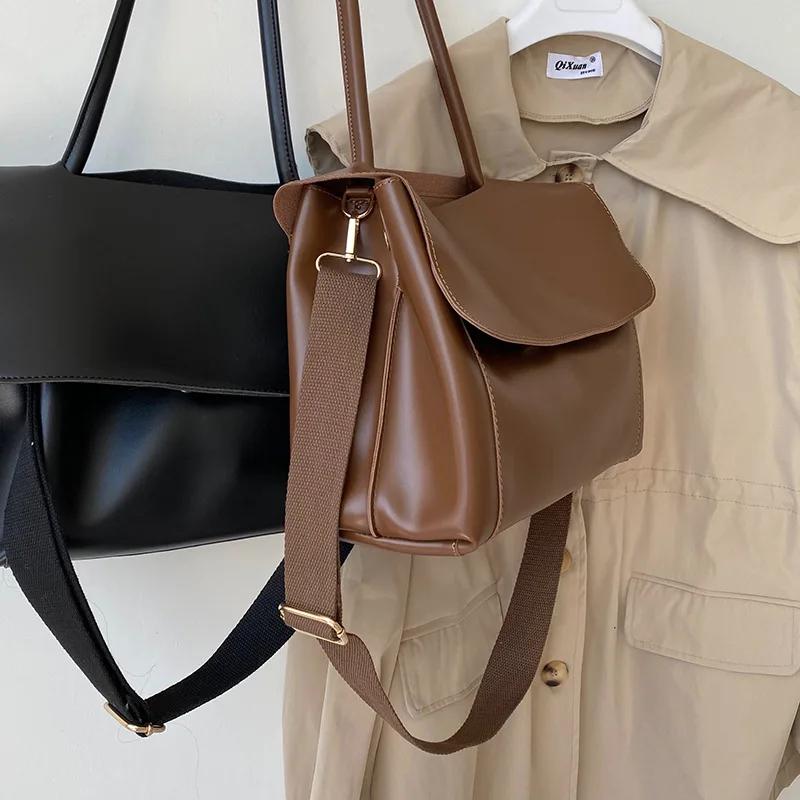 Ladies' Autumn and Winter New Retro Briefcase Niche Design Internet Celebrity High-end Commuting Shoulder Bag