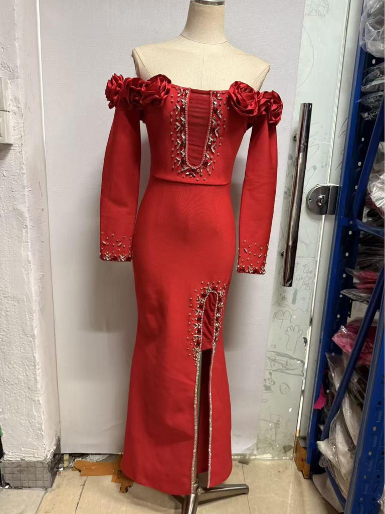 2025 Elegant Off-the-Shoulder Floral Evening Dress with Beaded Diamond Chain