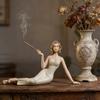 Frauenstatue Tischdekoration Räucherhalter Skulptur für Bücherregal Fensterbank Bücherregal Vitrine Nachttisch Arbeitszimmer
