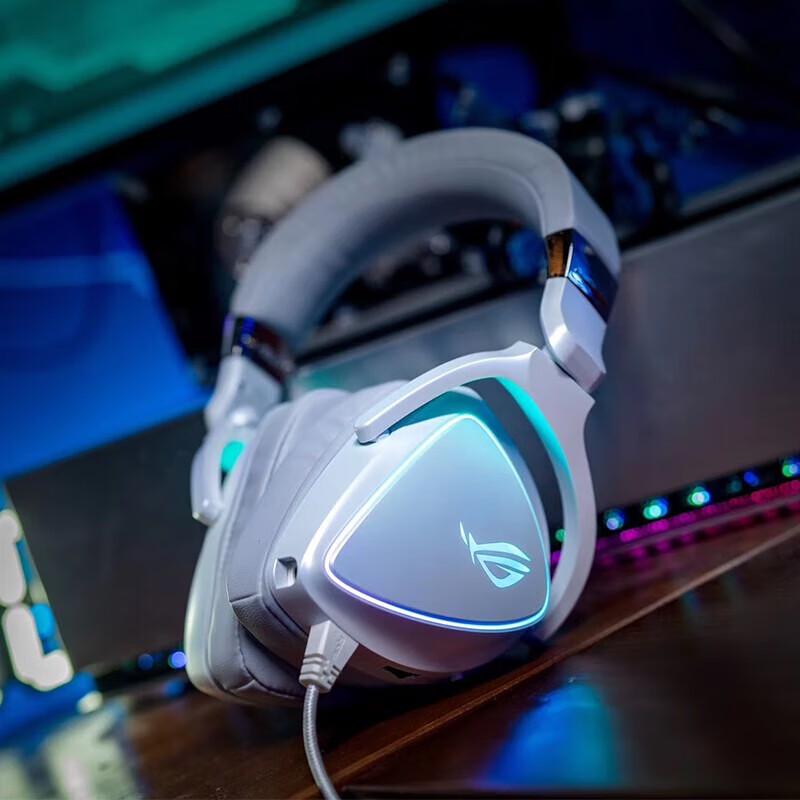 

ASUS ROG Delta Дротова ігрова гарнітура