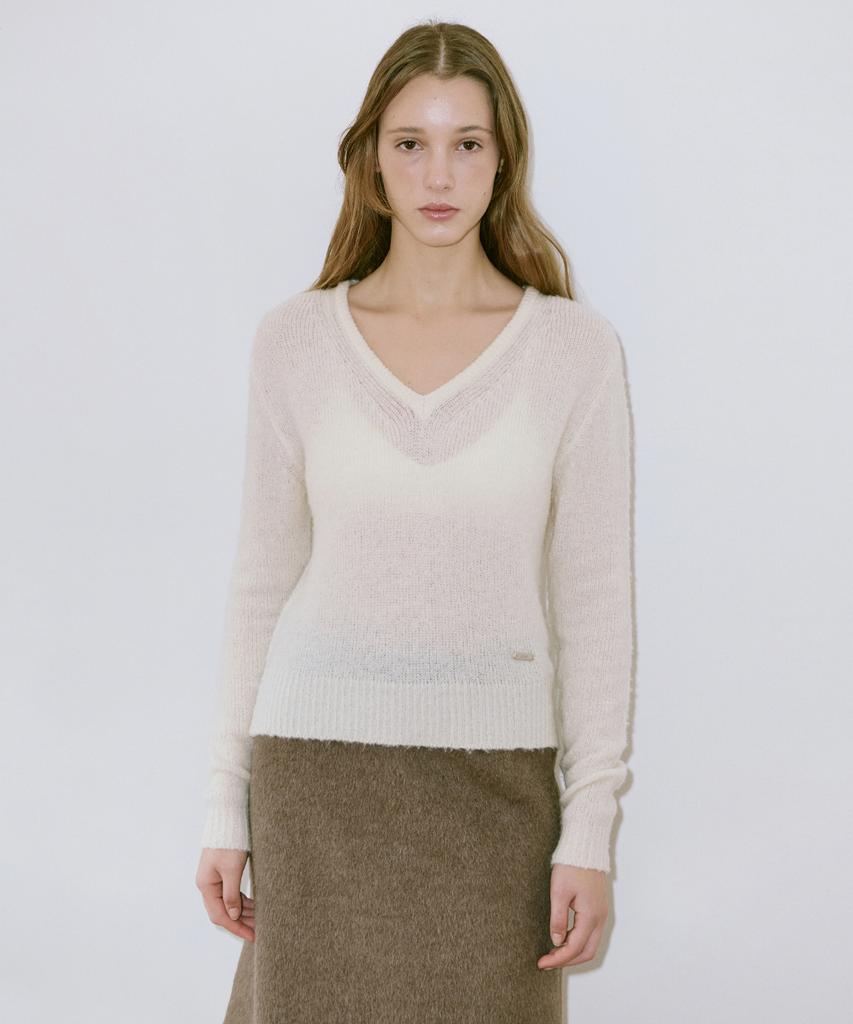 SINOON Hairy Boucle V-Neck Knit (Cream)