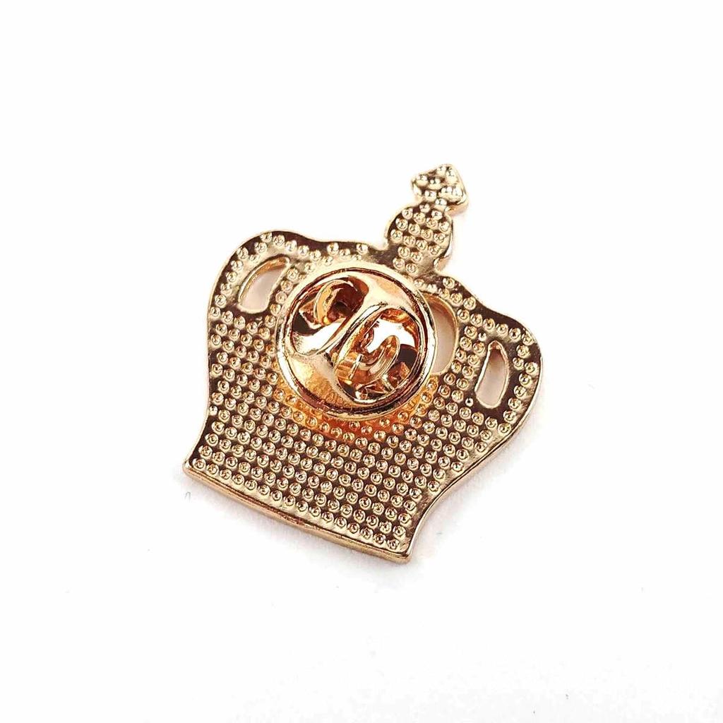 [F NODE] Crown Pin Badge, Red and Gold, 2.4cm X 3cm, Clasp, Badge, Pin, Stylish, Display, How To Use, How To Wear, Badge, Butterfly Clutch, Clutch,