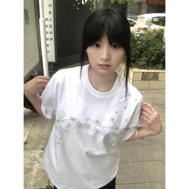Y2K Aesthetic Oversized T-Shirt for Women Star Print Irregular Line Graphic Tees Casual Loose Short Sleeve Top
