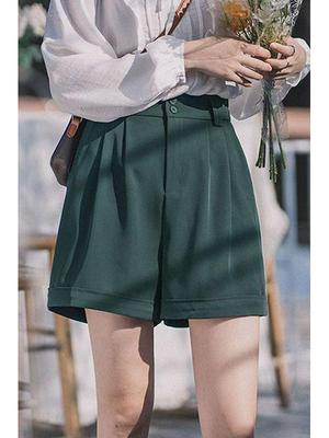Gonne e pantaloni da donna – Pantaloncini