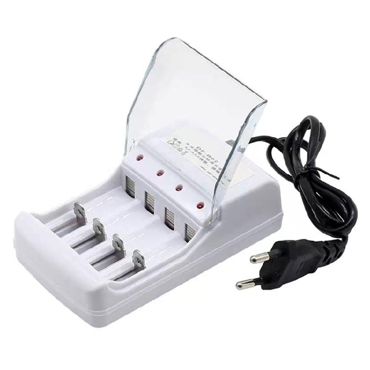 

Simultaneous 4 Battery Charging Station EU Travel Design Heat Control LED Status Indicators 1