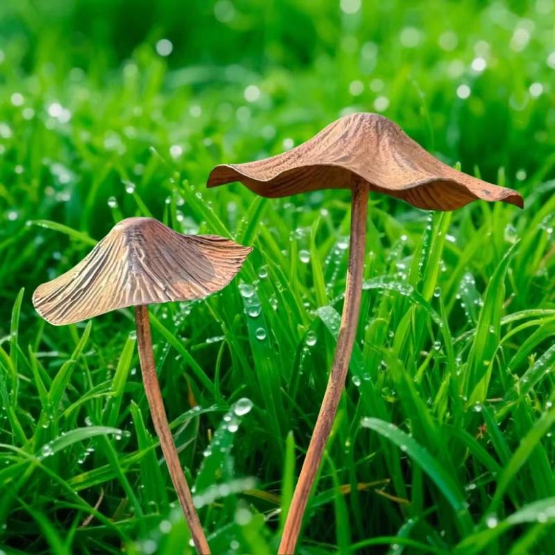 1Pcs Metal Mushroom Garden Stakes Retro Rusty Mushroom Plaque Garden For Yard Patio Lawn Outdoor Decor