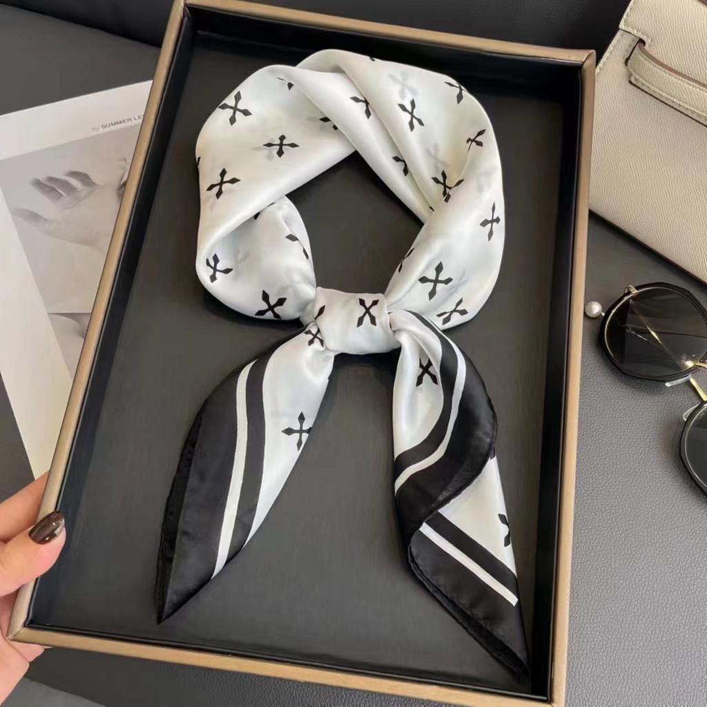 Modenäsduk Halsdukar Kvinnor Fyrkantiga Hradband Små Sjalar Wraps Sacrfs 70x70cm