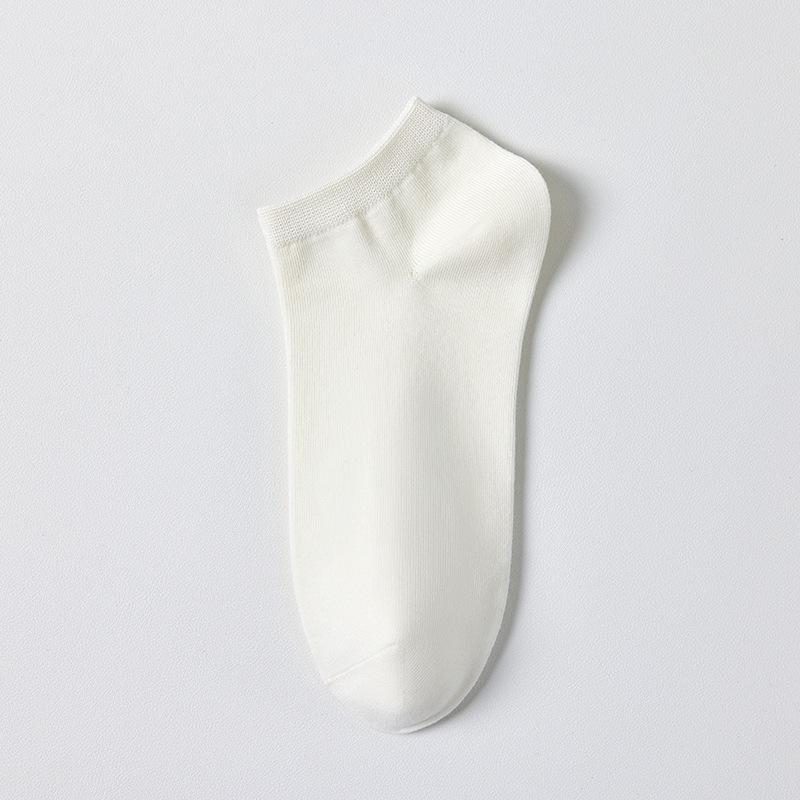 Women's Summer Thin Cotton Ankle Socks - Antibacterial, Odor-Resistant, Breathable, Sweat-Absorbing in Solid White