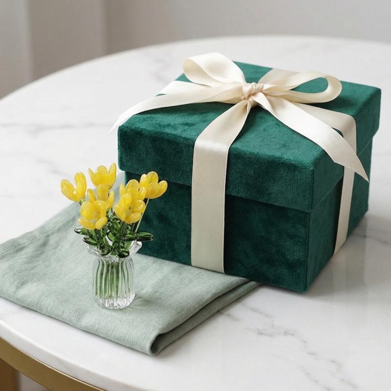 1set Mini Lifelike Glass Flowers Simulation Floral Bouquet With Vase Handcrafted Home Decoration Gift