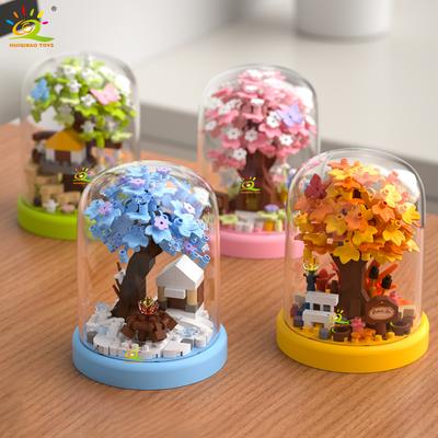 MOC Ganzjahres-Mini-Baumhaus mit Display-Box Modell Mikro-Bausteine Diamant-Baustein Spielzeug für Kinder Schreibtischdekoration.