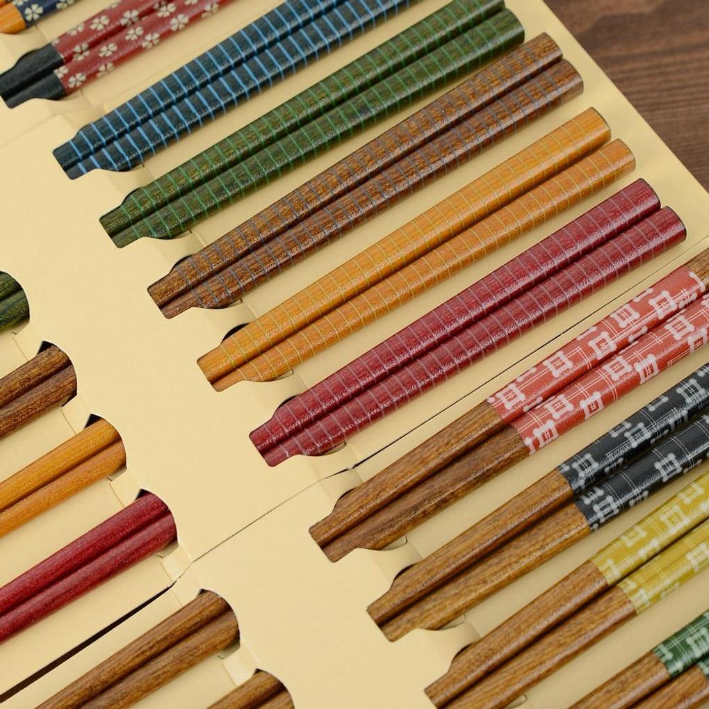 Oak Chopsticks Set for 5