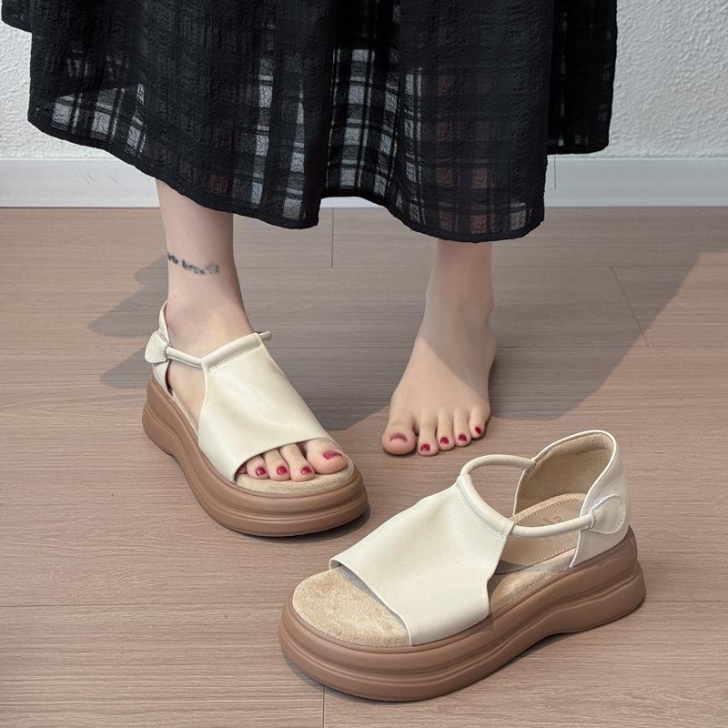 Fashion Temperament Thick-soled Open-toed Casual Sandals Women's 2025 New Outer Wear Summer Retro Versatile Height-increasing Roman Shoes