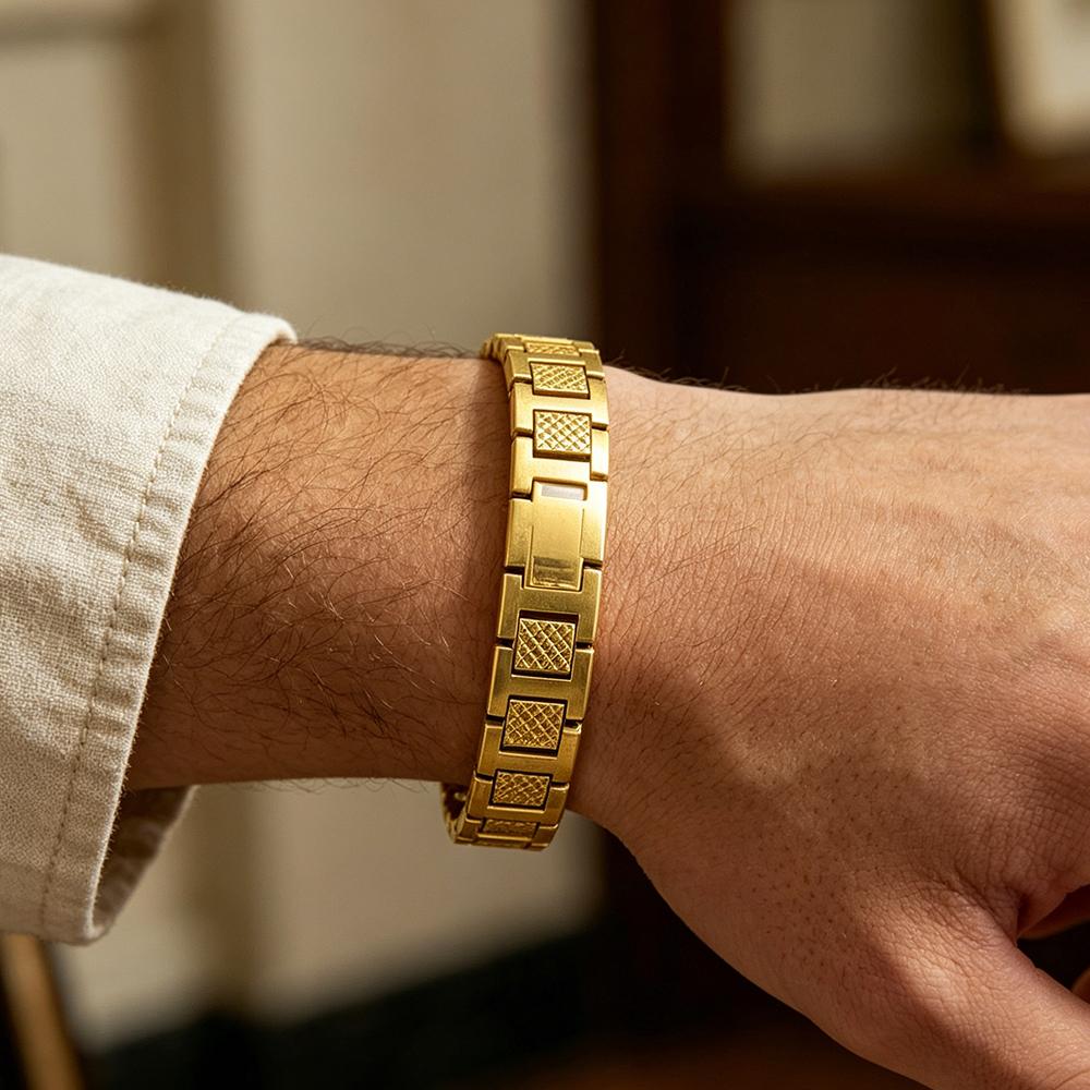 1pc Men's Stainless Steel Link Bracelet, Gold/Silver Tone Rhombus Pattern Wristband, Classic Business Style Jewelry for Daily We