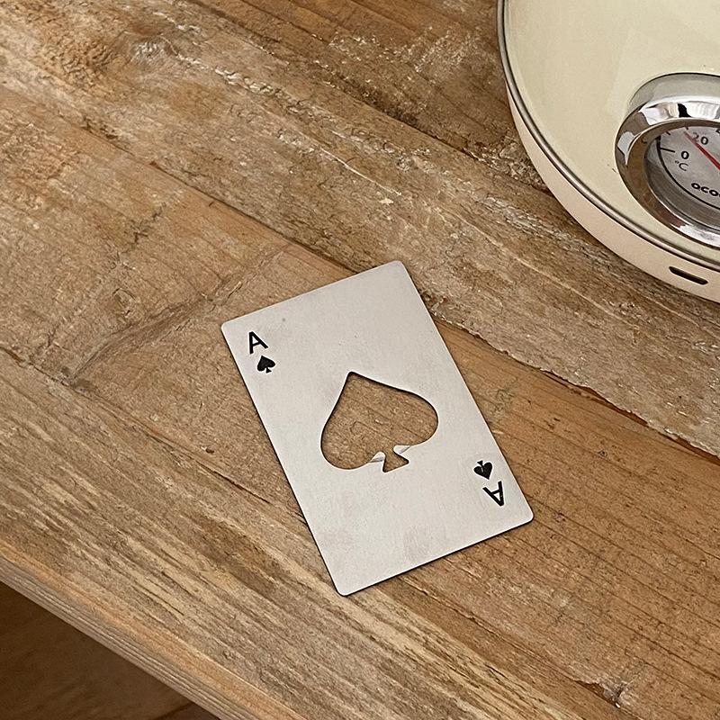 

Ins Personalized Ace of Spades Poker Beer Bottle Opener Creative Stainless Steel Portable Multi-Function Bottle Opener срібний