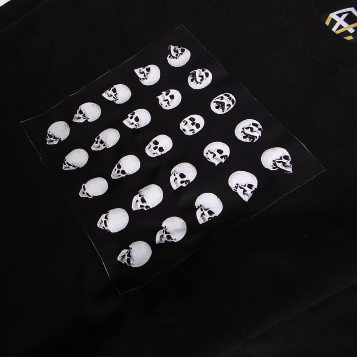 EIGHTVOLUME Ev 25Skulls Napping Crewneck