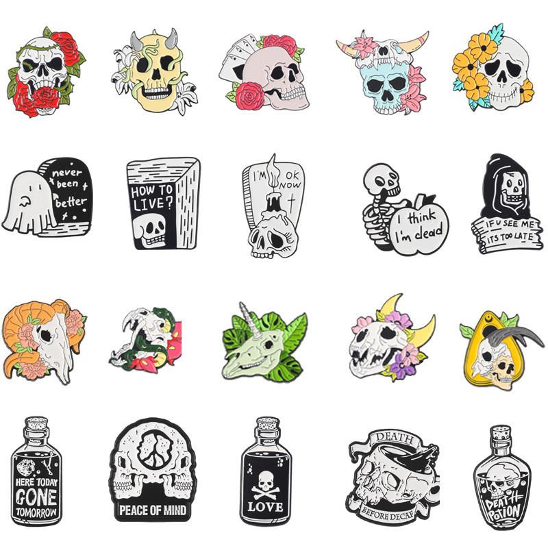 Creative Punk Style Skull Head Geometric Brooch Alloy Pin For Unisex Fashion Enthusiasts