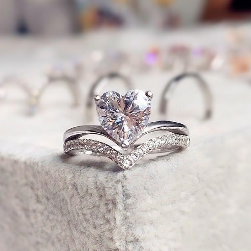 Luxury Crown Valentine'S Day Ring, Micro V-Shaped Love Ring Kuaishou Internet Celebrity