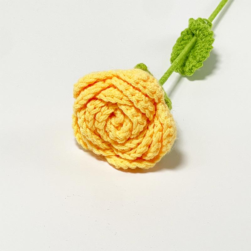 

Букет роз из плетеной шерсти ручной работы - Сделай сам, вязаные крючком искусственные цветы