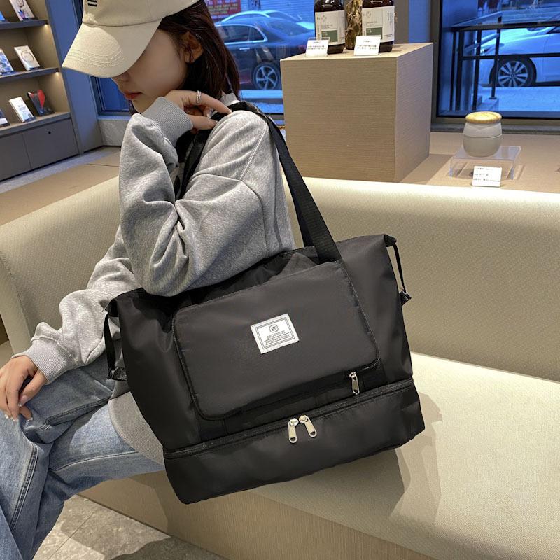 Large capacity short trip bag dry and wet separation fitness bag swimming bag hand luggage bag foldable portable