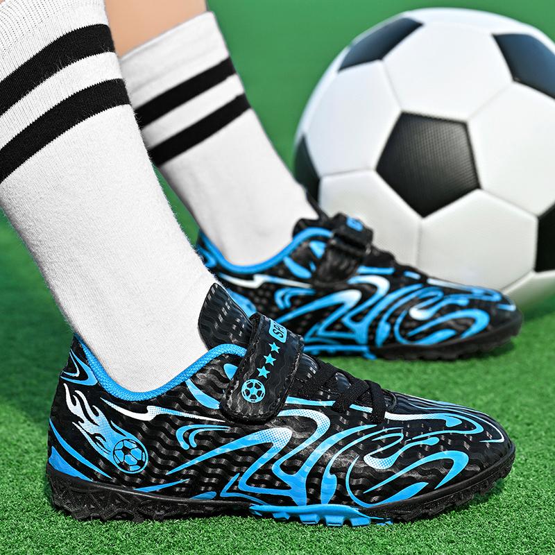New Children Football Shoes Fast Futsal Football Boots Ultralight Training Professional Non Slip Boy TF/FG Soccer Studded Shoes