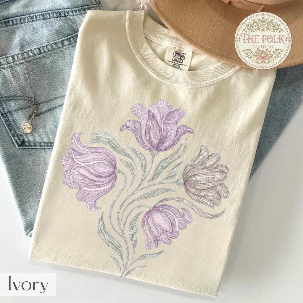 Purple Tulip Shirt, Minimalist Botanical Flower Tee, Vintage Tulip Sketch T-Shirt, Nature Lover Gift, Aesthetic Floral Garden Graphic Shirt