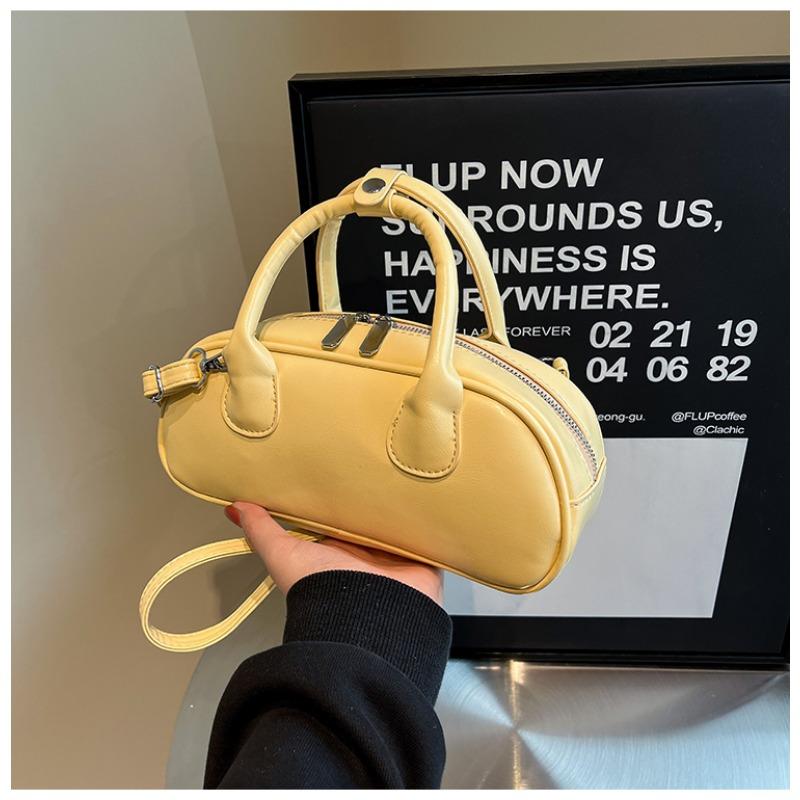 High-end women's fashion versatile bowling bag, new light luxury niche large-capacity daily commuting handbag