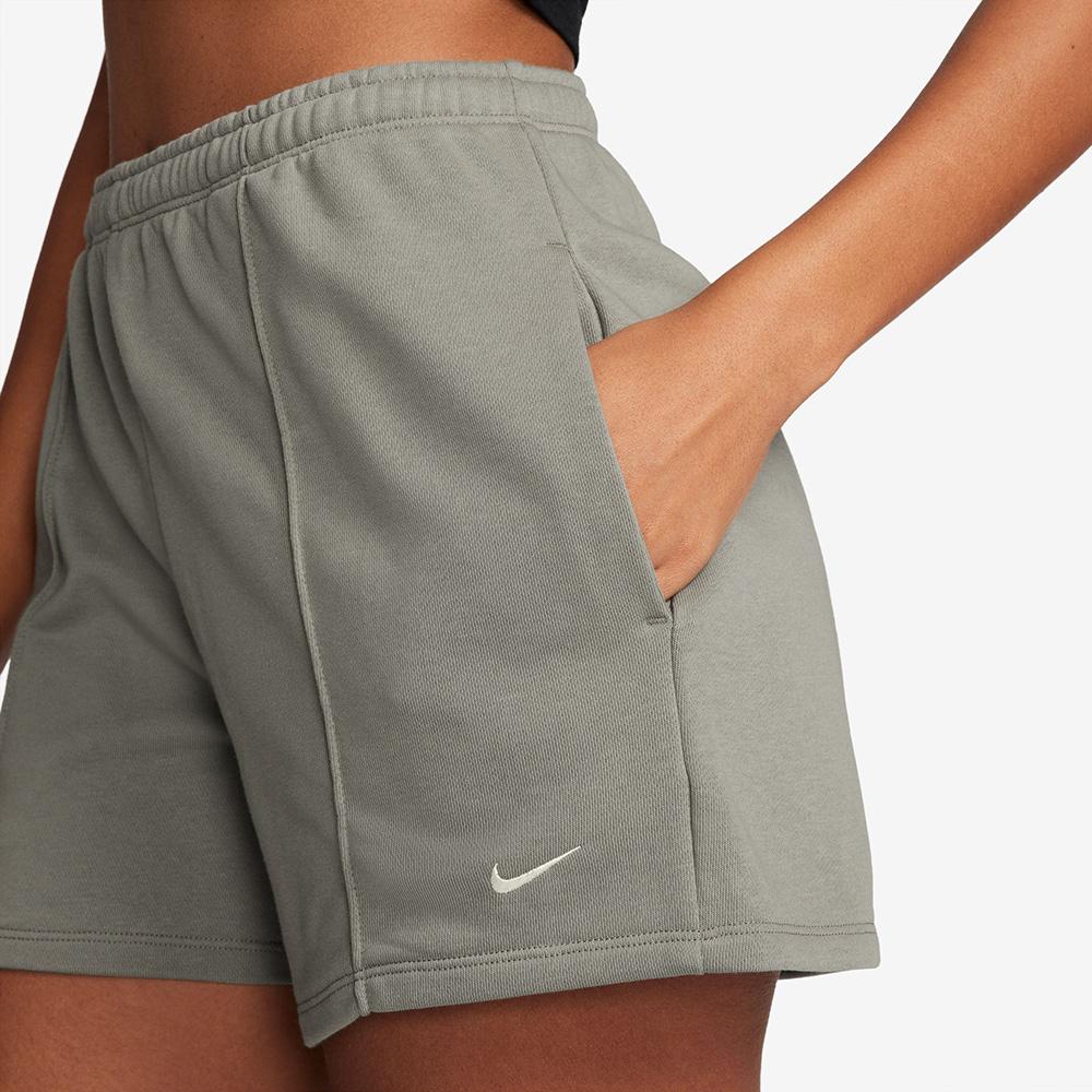 Nike Solid Color Elastic Waist Breathable Versatile Casual Shorts Women Shorts Khaki HF6941-320