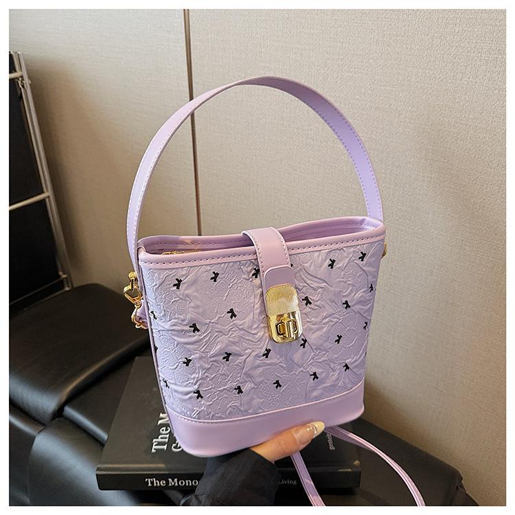 Cartoon Bear Print Portable Small Bag Women 2025 Niche Design Bucket Bag Shoulder Bag