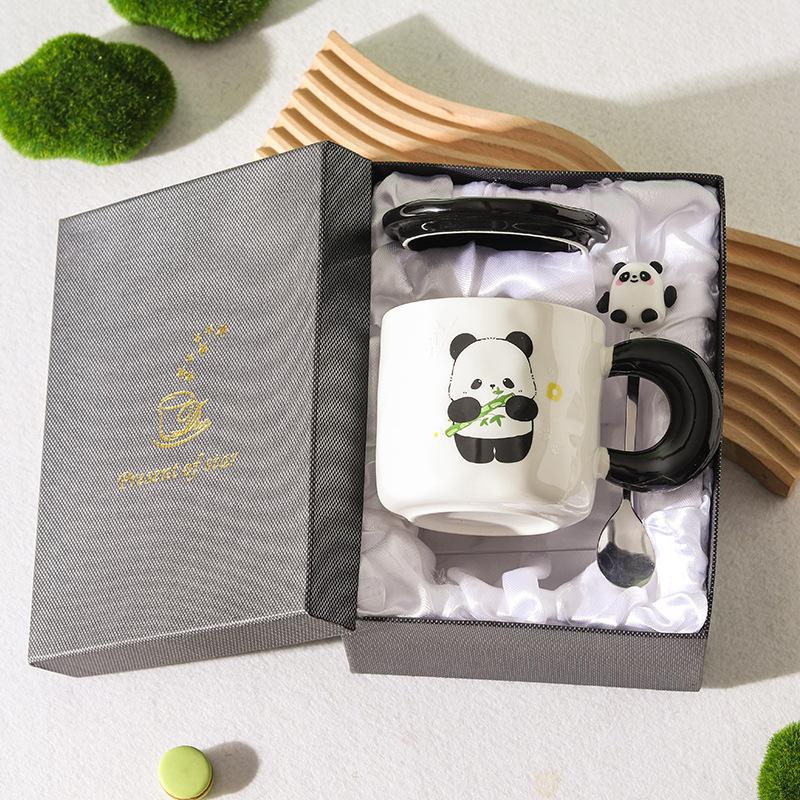 High Value Panda Cup Large Capacity Ceramic Mug with Lid Spoon Couple Home Drinking Water Cup Girls Coffee Cup