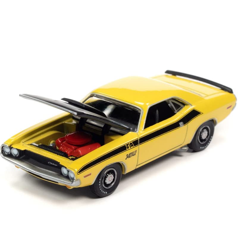 Auto World 1:64 Scale Premium Release "1970 Dodge Challenger T/A (Banana)" Auto World 1:64 Scale Premium Release "1970 Dodge Challenger T/A (Banana)