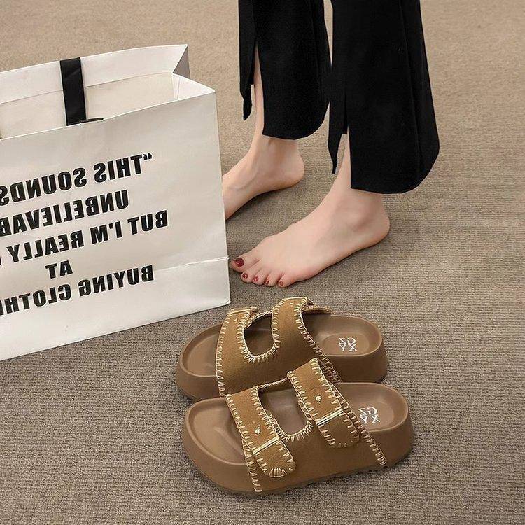 Platform sandals women's summer wear new fashion open-toed shoes small height-increasing beach shoes