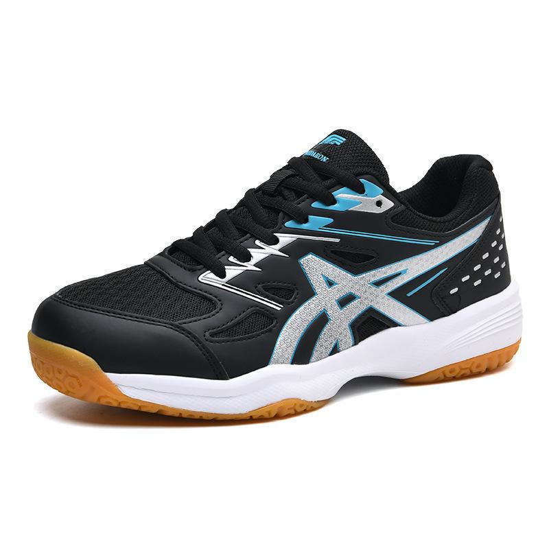 One piece 2025 sports shoes men's shoes badminton shoes breathable table tennis training shoes light and comfortable tennis shoes student