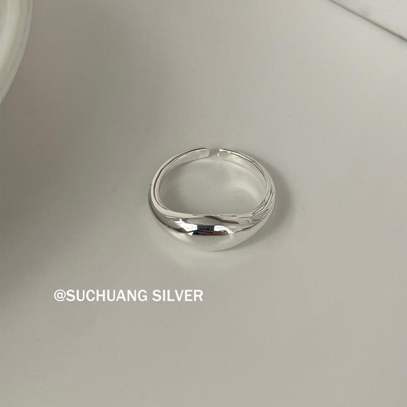 Su Chuang S925 Sterling Silver Geometric Concave Face Ring for Women, Light Luxury, High-End Design, Versatile, Adjustable Band.