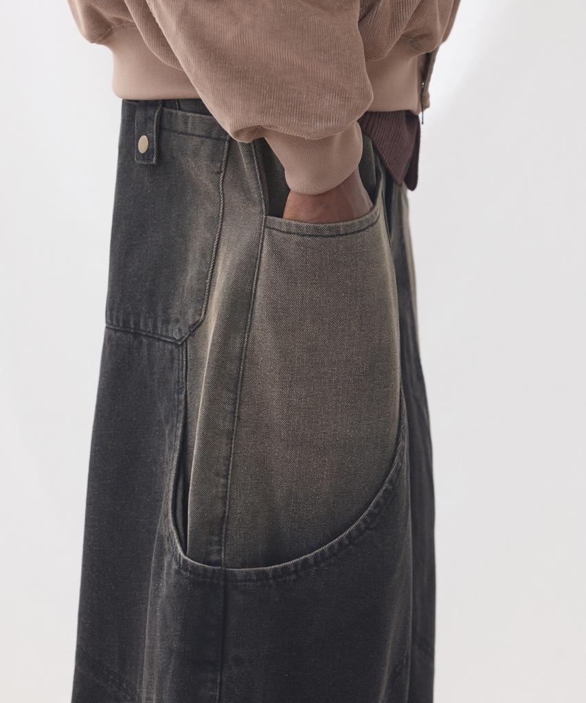 Iseuteuseobiseusyab Gardening Denim Wide Pants - Black Brown