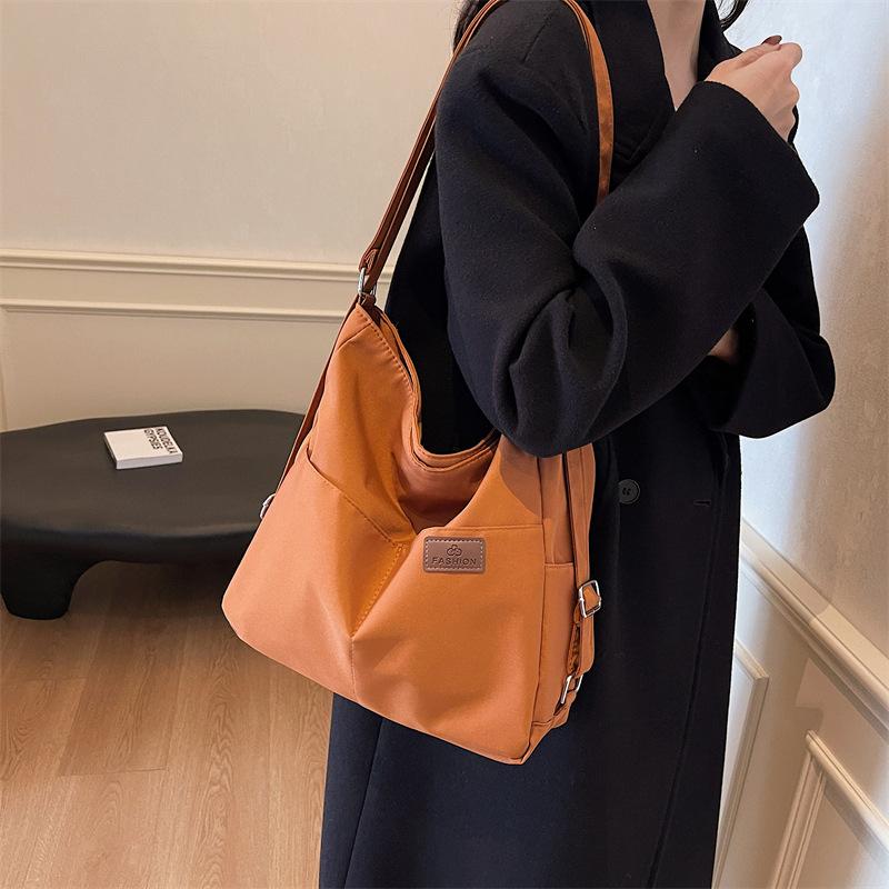 Casual shoulder backpack cloth bag texture large-capacity bag women's 2025 new canvas autumn and winter commuter tote bag