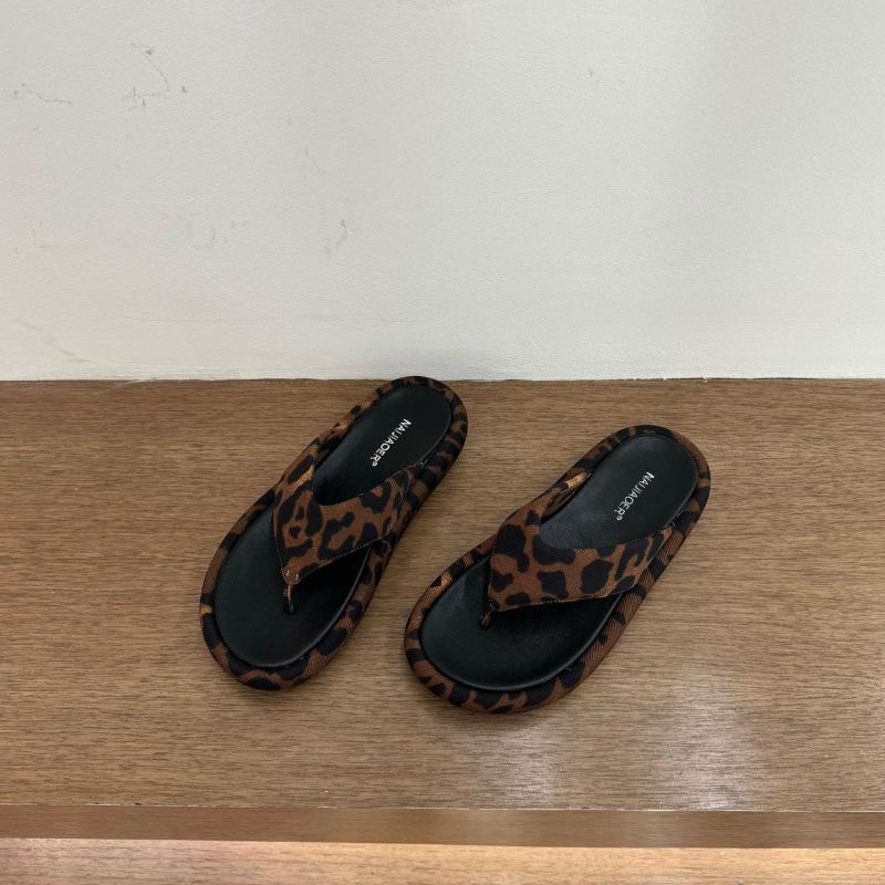 2025 spring and autumn new fashion soft leather pointed high heels women's stiletto back empty French temperament bag head small heel