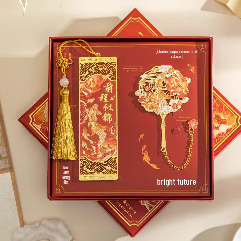 **Elegant Koi Fish Bookmark Gift Box – Perfect for Students, Graduates, and Special Ceremonies**