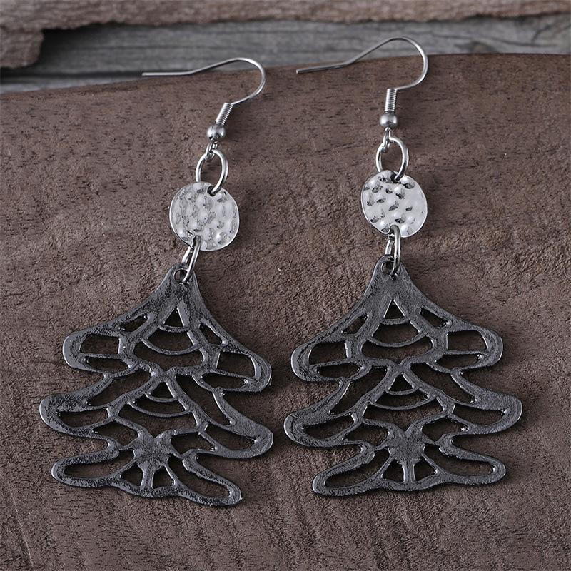 Retro Hollow Christmas Tree Alloy Earrings - Creative & Simple Style