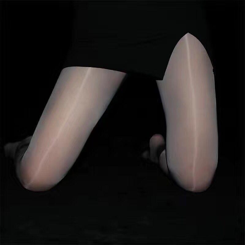 

Колготки большого размера с глянцевым лошадиным маслом - Защита от затяжек, Высокая эластичность, Гладкая отделка, Эффект голых ног. One Size 80-150